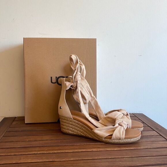 UGG Yarrow Espadrille Wedge Sandals Natural Canvas USA Women Size 10/UK 8/EU 41 - Picture 1 of 11